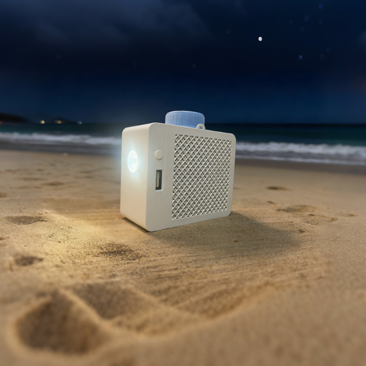 Salt water lamp